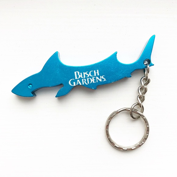 Vintage Busch Gardens shark bottle opener keychain - Picture 1 of 6